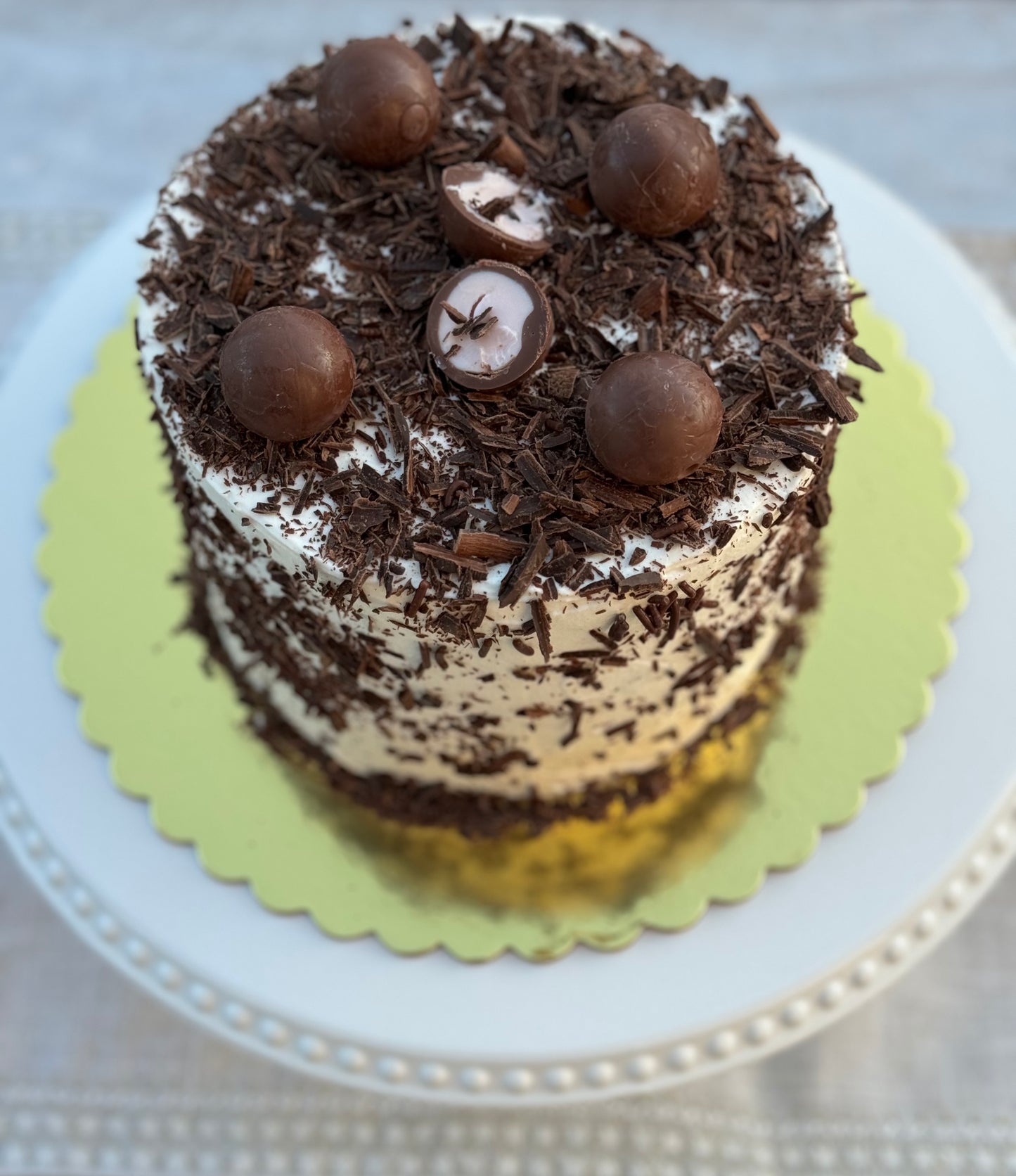 Pastel De Harina De Almendras Y Choco Moteado