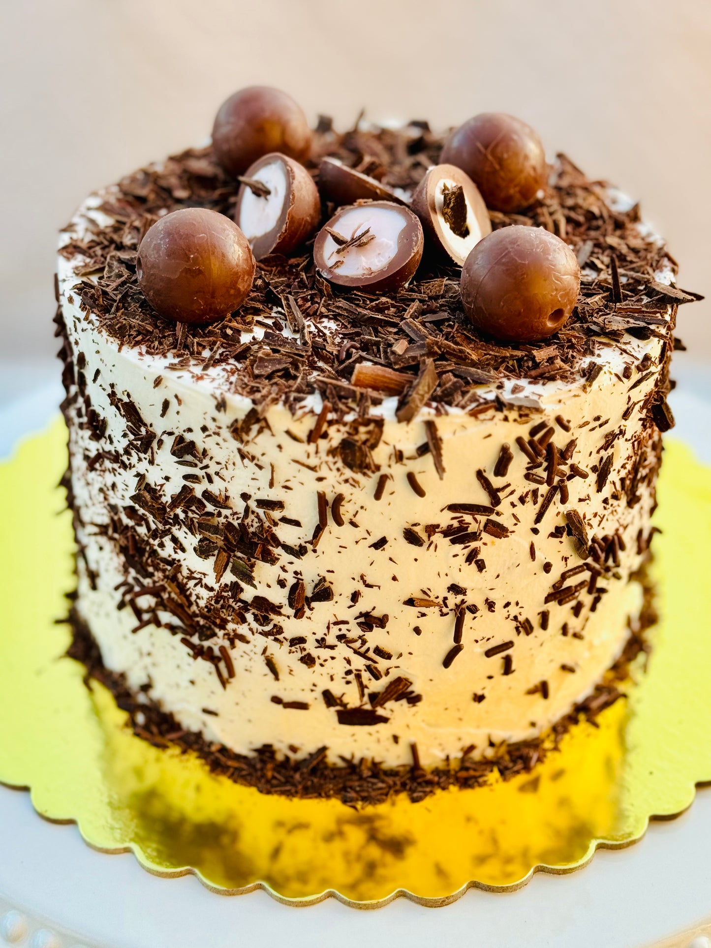 Pastel De Harina De Almendras Y Choco Moteado