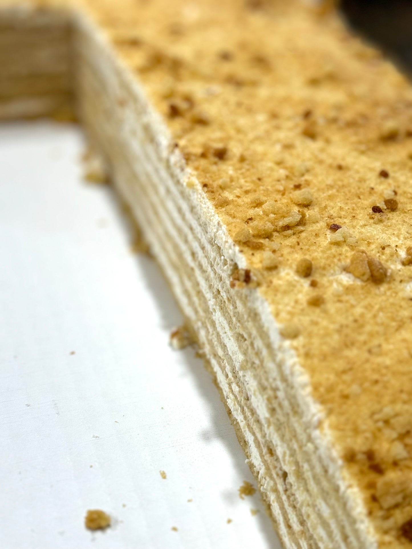 European Honey Cake (party size)